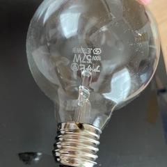 まだ使える電球5個ですの画像