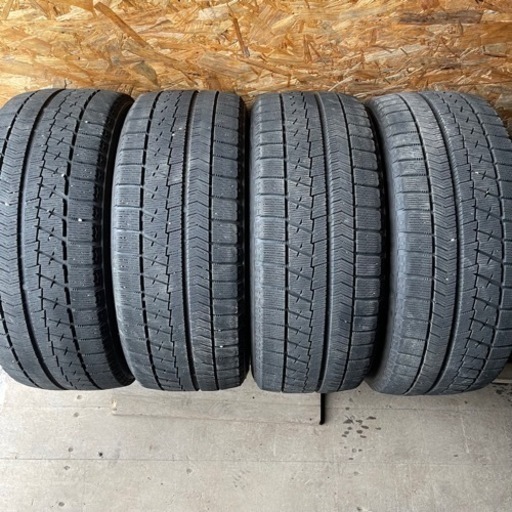 BRIDGESTONE ブリヂストン　ブリジストン　VRX 215/50R17 スタッドレス タイヤ　2016年製　17インチ