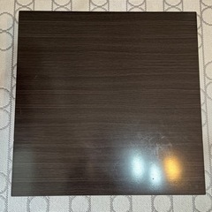 折りたたみ机の画像