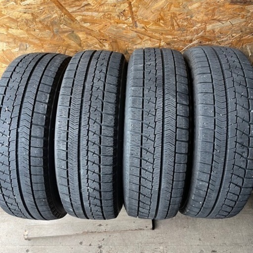 バリ山　BRIDGESTONE ブリヂストン　ブリジストン　VRX 175/65R14 スタッドレス タイヤ　2017年製　14インチ