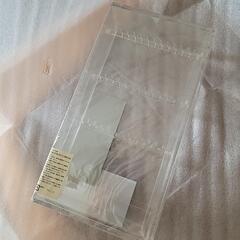 【未使用】無印良品アクリルネックレス・ピアススタンドの画像