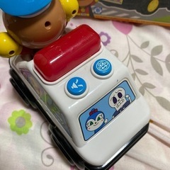 おしゃべりパトカーの画像