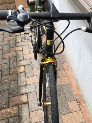 【受付終了】クロスバイク  700C 自転車 スタンド アルミ軽量 シマノ 7段変速 LIG 