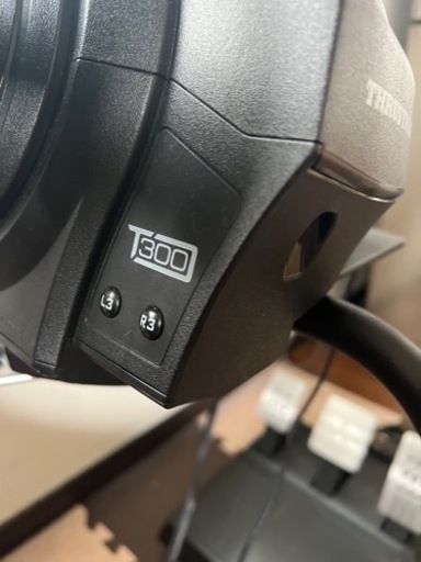 取引中Thrustmaster スラストマスター T300RS GT Edition T300 T3PA-GT PS4/PS3 対応 ハンドルコントローラー ペダルセット 中古品