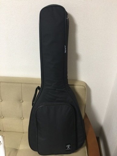 人気のアヌエヌエミニギター（中古）