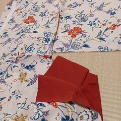 ちりめん小紋　しつけ付き　裄66　肩身丈158の画像