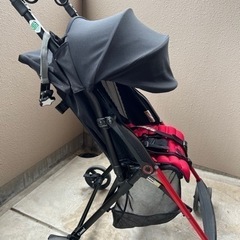 コンビ　ベビーカー　バギー　赤×黒の画像