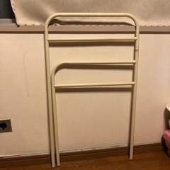 【取引決まりました　あげます　即日取引希望】折りたたみミニ物干し　タオルかけの画像