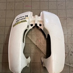 シャリー　レッグシールド