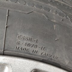 ★スタッドレスタイヤ　205/55R/16（アルミホイール付き）4本セットの画像