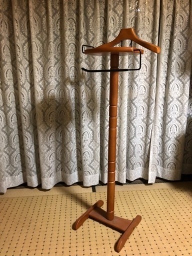 洋服ハンガー