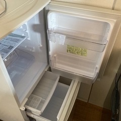 シャープ冷蔵庫　両開き　SJ-D14F-W