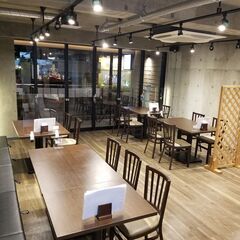 落ち着いた洋風居酒屋でのキッチンのお仕事の画像