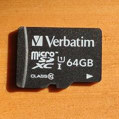microSDカード64GB