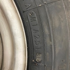 スタッドレス145/80/r12 LT 4本鉄ホイールpcd100の画像