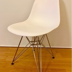 HermanMiller イームズ eames サイドシェルチェア エッフェルベース ハーマンミラー 椅子 DSR 白