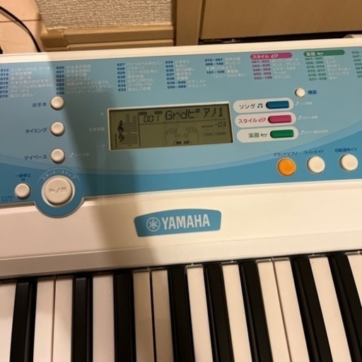 YAMAHA 電子キーボード　PORTATONE EZ-J220