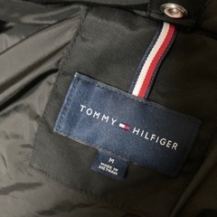 TOMMY HILFIGER ジャケットの画像