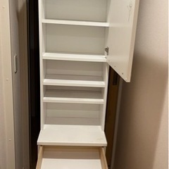 【受け渡し者と話し合い中】洗面台収納　0円の画像