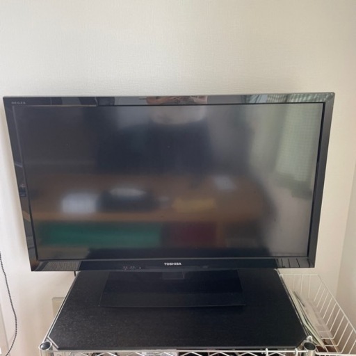 TOSHIBA 31インチ　液晶カラーテレビ