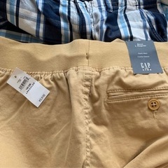 140cm ハーフパンツ　２点　新品GAP おまけH&Mの画像