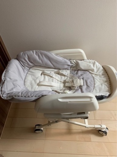 コンビ　combi ネムリラ　オートスイング 電動ハイローチェア