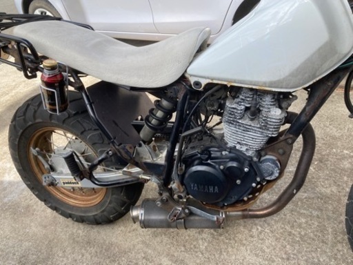 バイク TW225