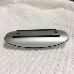 【お値下げ!!】KD129)アップル/Apple マルチタッチ対応 Magic Mouse/無線マウス MB829J/A(A1296) Bluetooth 動作確認済み【取りに来られる方限定】の画像