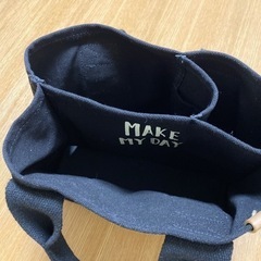仕切りバックの画像