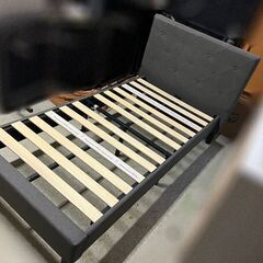 美品【自社配送は札幌市内限定】ZINUS 布張り ベッドフレーム...