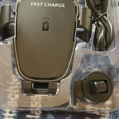 ワイヤレス充電付きスマホホルダー