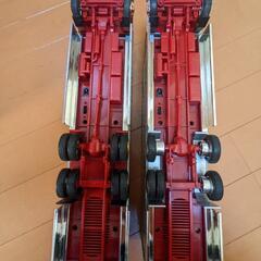 デコトラ2台 不動、リモコンなし オブジェにいかがですか？の画像