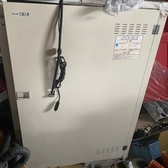 米　保管庫
