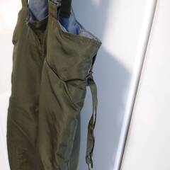 【引取者決定】キッズ　スキーウェア　140㎝の画像