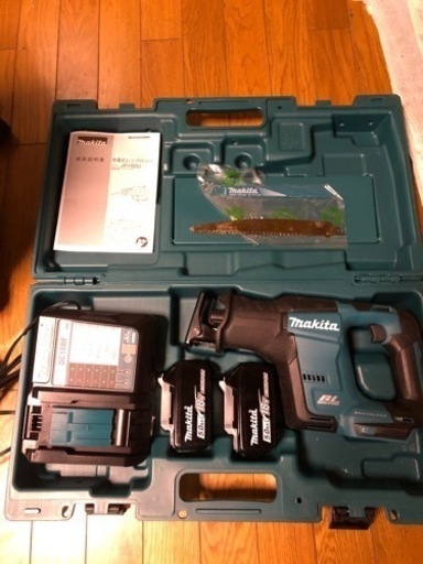 マキタ充電式ノコギリフルセット