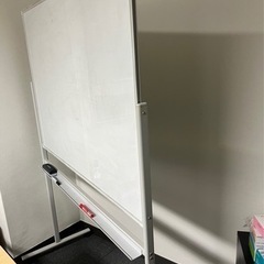 【10/26までに引取歓迎！】ホワイトボードの画像