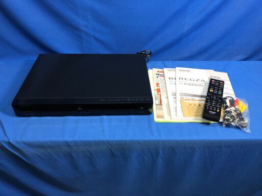 【動作保証あり】TOSHIBA REGZA 2011年 D-BZ500 320GB BDレコーダー【管理KRK704】