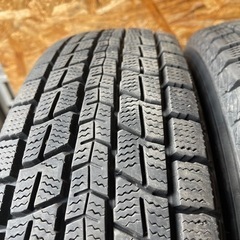 極上タイヤ　DUNLOP ダンロップ　ウィンターマックス SJ8 175/80R16 スタッドレス タイヤ　2017年製　16インチ