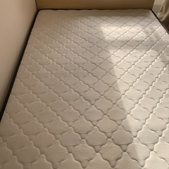 無料！！　ダブルベット（収納　コンセント着き）　マットレス着きの画像
