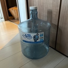水用空ボトル　3G(11.4リットル)用あげます