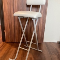 取引中　美品　折りたたみ式スツール　白
