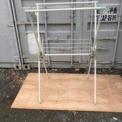 折りたたみ式物干し台