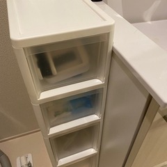 隙間収納の画像
