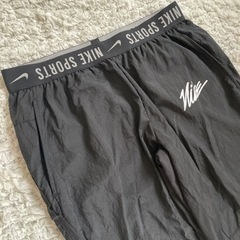 ナイキ　NIKE トレーニングパンツ　Lサイズの画像