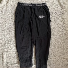 ナイキ　NIKE トレーニングパンツ　Lサイズ