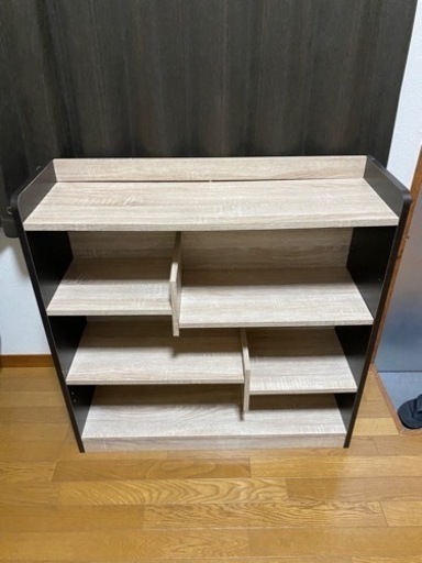 棚 引越しのため出品します。（元値4000）