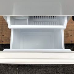 美品 MUJI 無印良品 2ドア126L 冷蔵庫 MJ-R13A 2020年 無印良品、一人暮らし向けの真っ白でシンプルな2ドア冷蔵庫