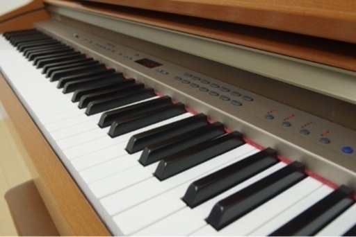 YAMAHA クラビノーバ　電子ピアノ　CLP-330C