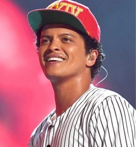 新品　ブルーノ　マーズ　公式キャップ　Bruno Mars XXIVk 赤
