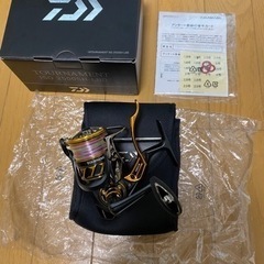 新品ダイワ18トーナメントISO 2500SH-LBD